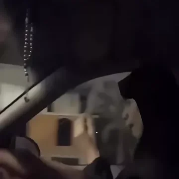 منقبة مصرية تمص زبر زوجها وهو يقود السيارة