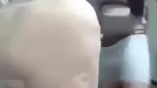 يصور حبيبته ام طيز كبيرة وهي تمص زبه وبتاخد من الخلف