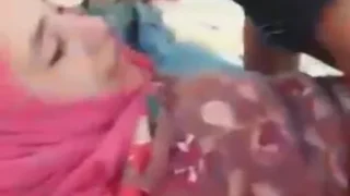 سورية محجبة بكس مشعر تتناك في منزل محطم