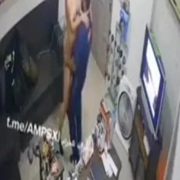 داخل الشركة سكرتيرة تضبط المديرنياكة