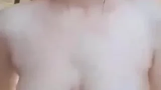 مغربية جميلة عارية راكب علي زبر حبيبها وتقول نيكك مزيان حلو