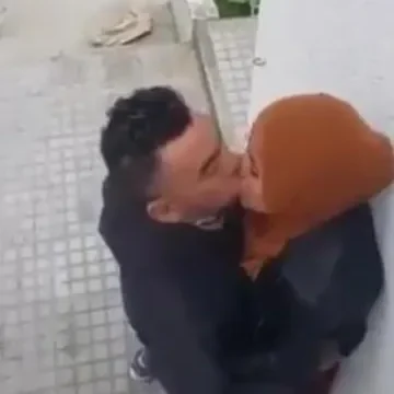 سكس بنت مغربية محجبة مع حبيبها في الشارع