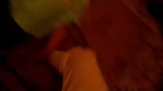 البت تمص زبر حبيها وترقصله ودلعه