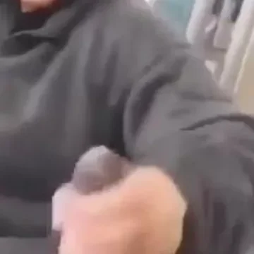 اردنية محجبة جميلة تلعب في زبر عشيقها الاسود الكبير