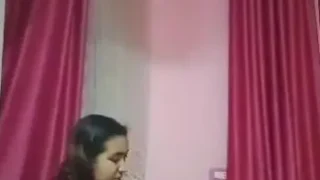 زوجة مصرية خيانة تجيب عشيقها شقتها ينيكها