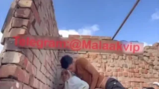 فاضيح حصرية شاب مصري ينيك بنات الجيران فوق سطح العمارة ويصورهم