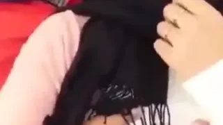 بوس وتقفيش بزاز داخل مدرسة في الجزائر