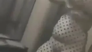 بقميص النوم الشاف السكس ترقص وتمص الزبر بقوة