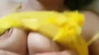 سورية كبيرة سكسية تتناك بقوة في كسها الحلو من رجل فحل