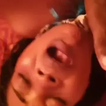 نيك فتاة سودانية بقوة في كسها الاسمر