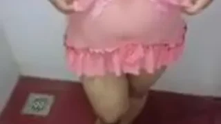 مصرية بلدي تعرض بزازها الضخمه لعشيقها وهو يصورها