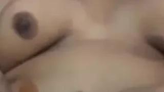 نيك شرموطة مصرية مربربة سمراء وشتايم وسخة